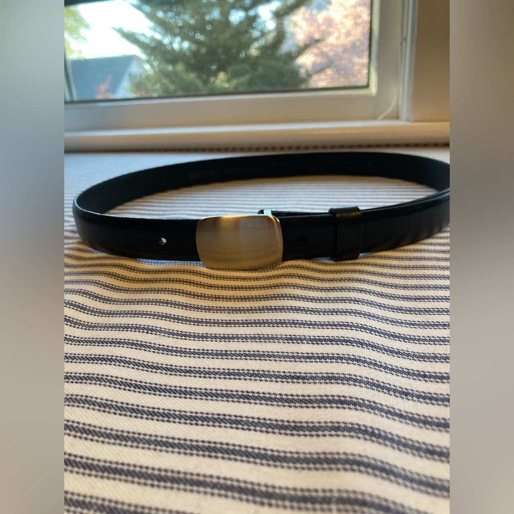 Brooks Brothers Women’s Black Leather Belt with Silver-tone Buckle - Size Medium - Picture 2 of 13